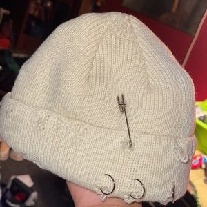 Pinned. 🧷 Tan Beanie